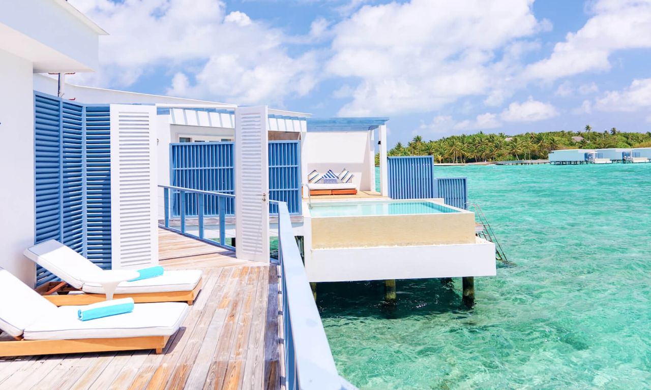 Lagoon Water Pool Villa