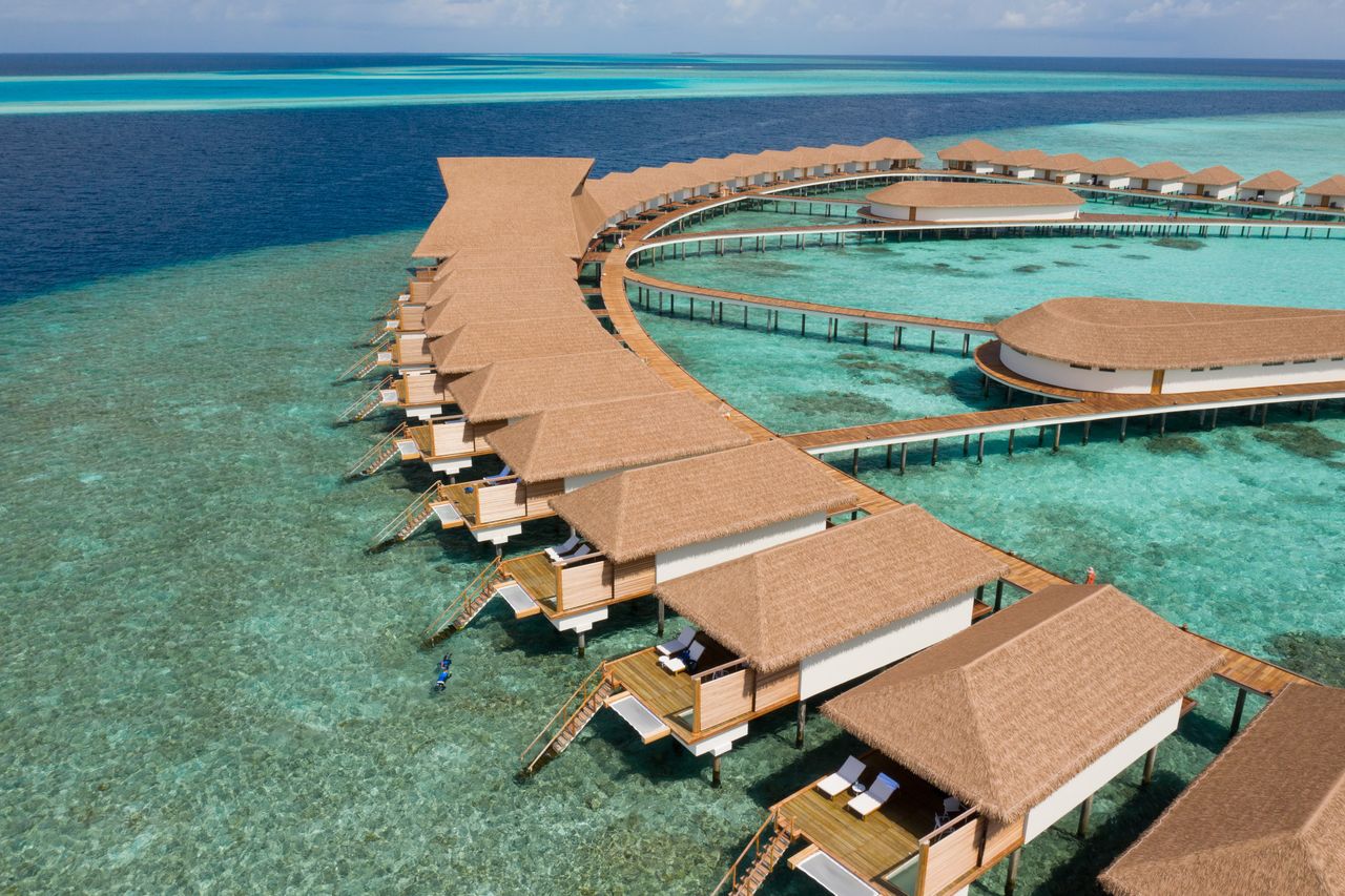 Sunset Water Bungalow - Jacuzzi
