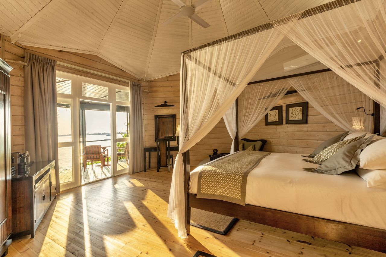 Jacuzzi Beach Villa