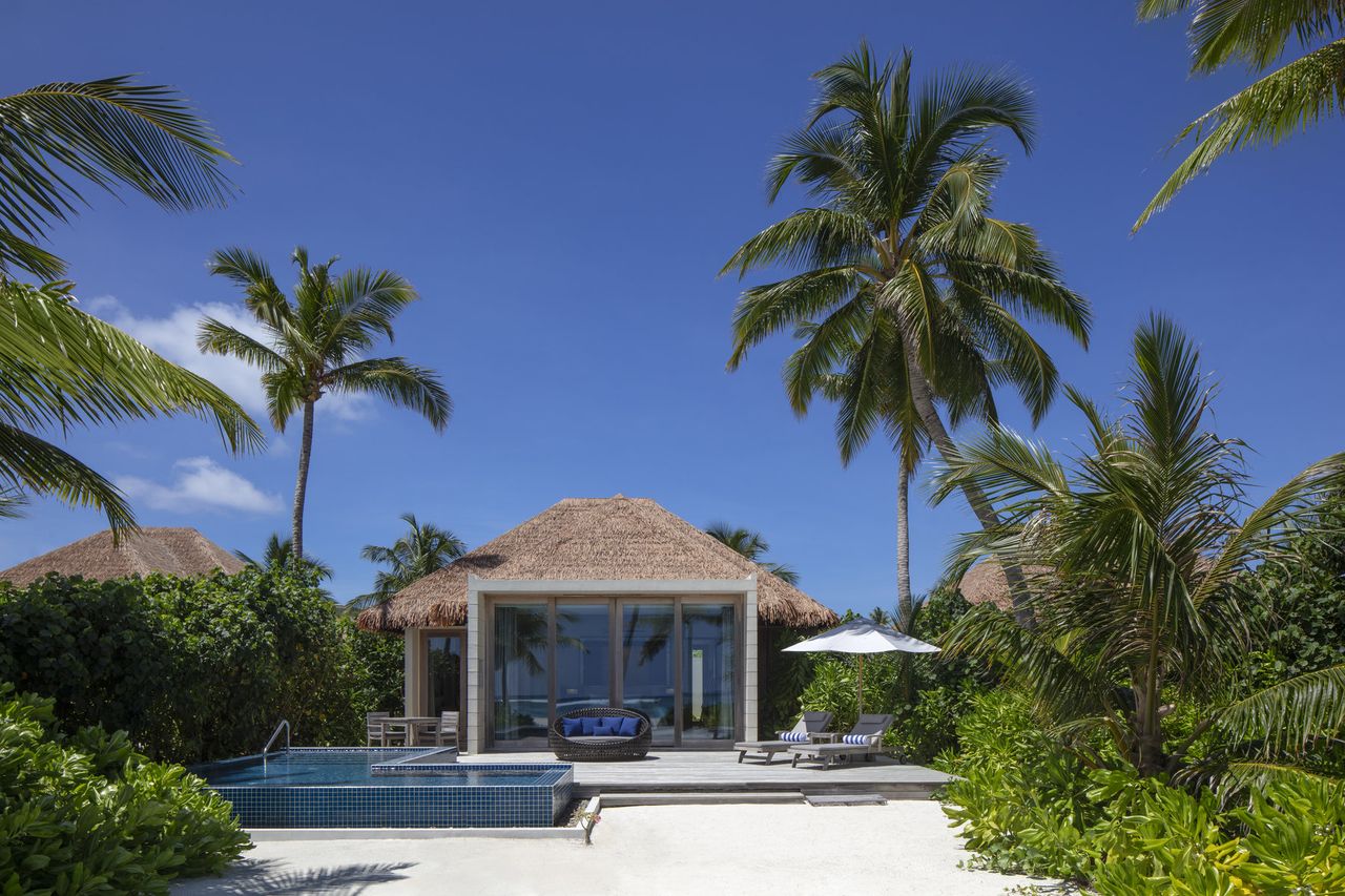 Beach Villa - Pool & Sunset View