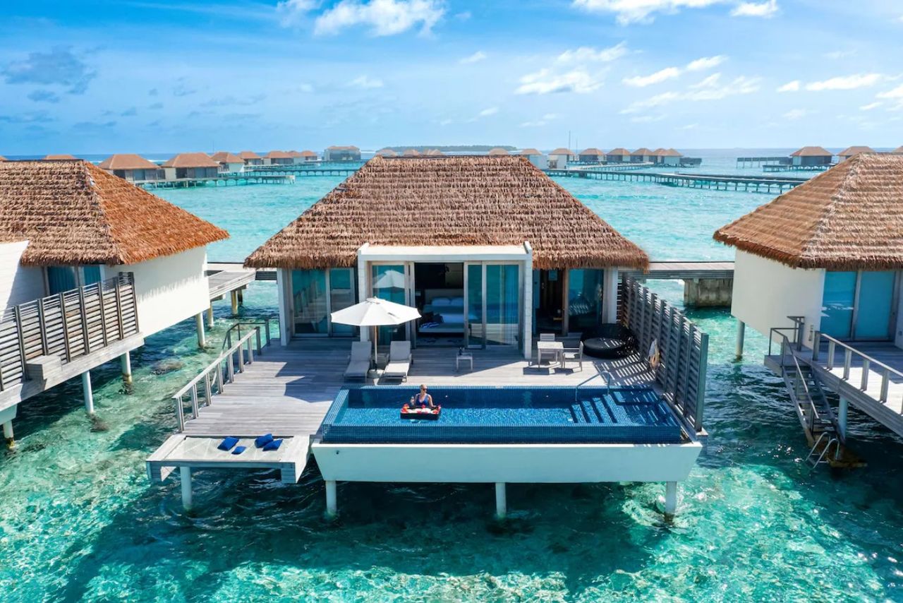 Overwater Villa - Pool & Sunrise View
