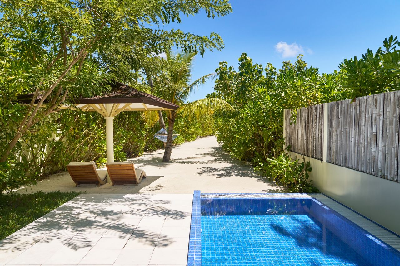 Romantic Beach Villa with Pool