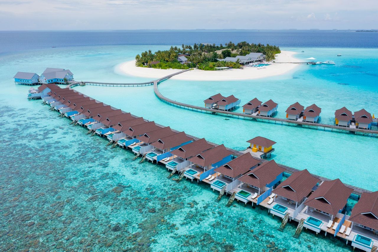 Ocean Reef Water Villa with Pool