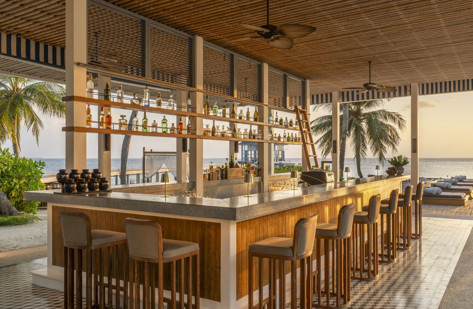 Bell Bar