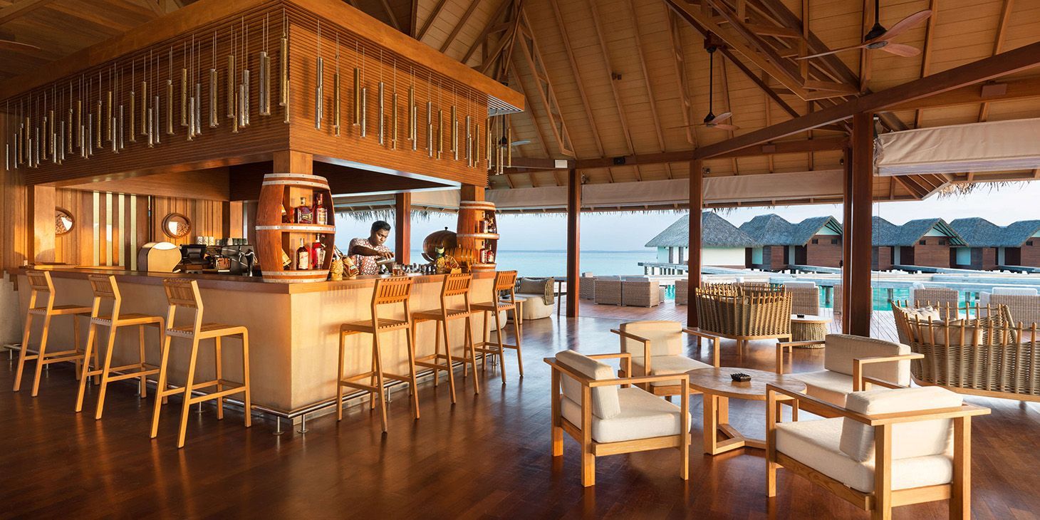 Ralu Overwater Lounge Bar