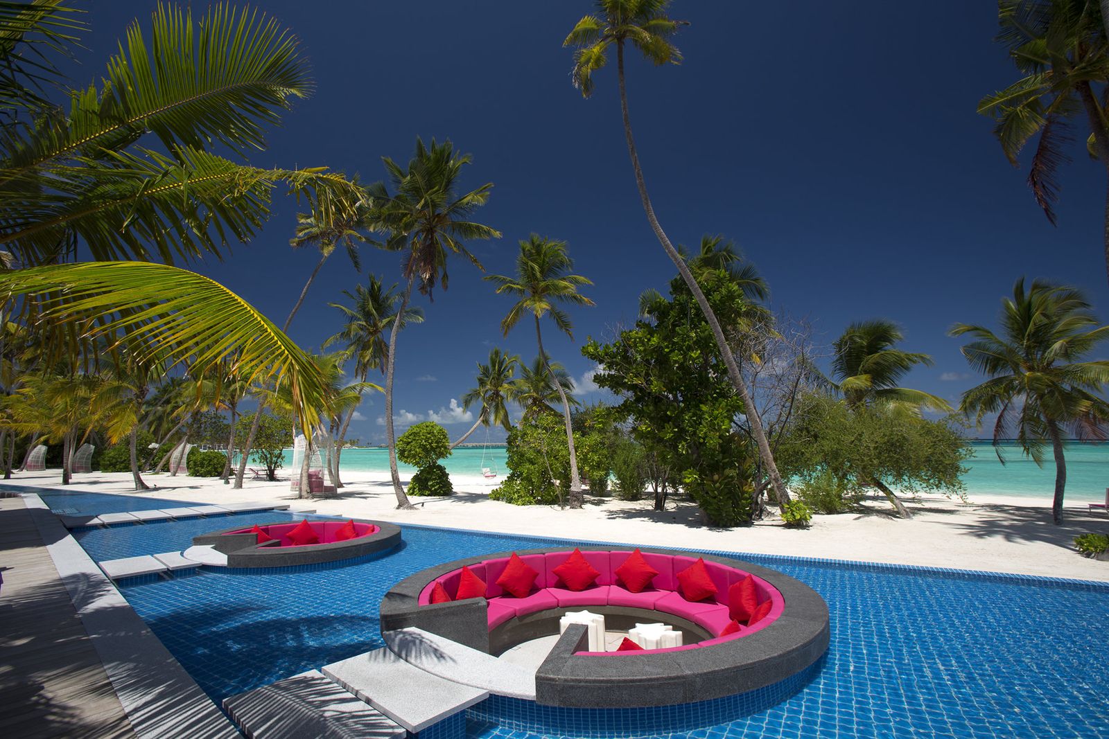Breeze Pool Bar