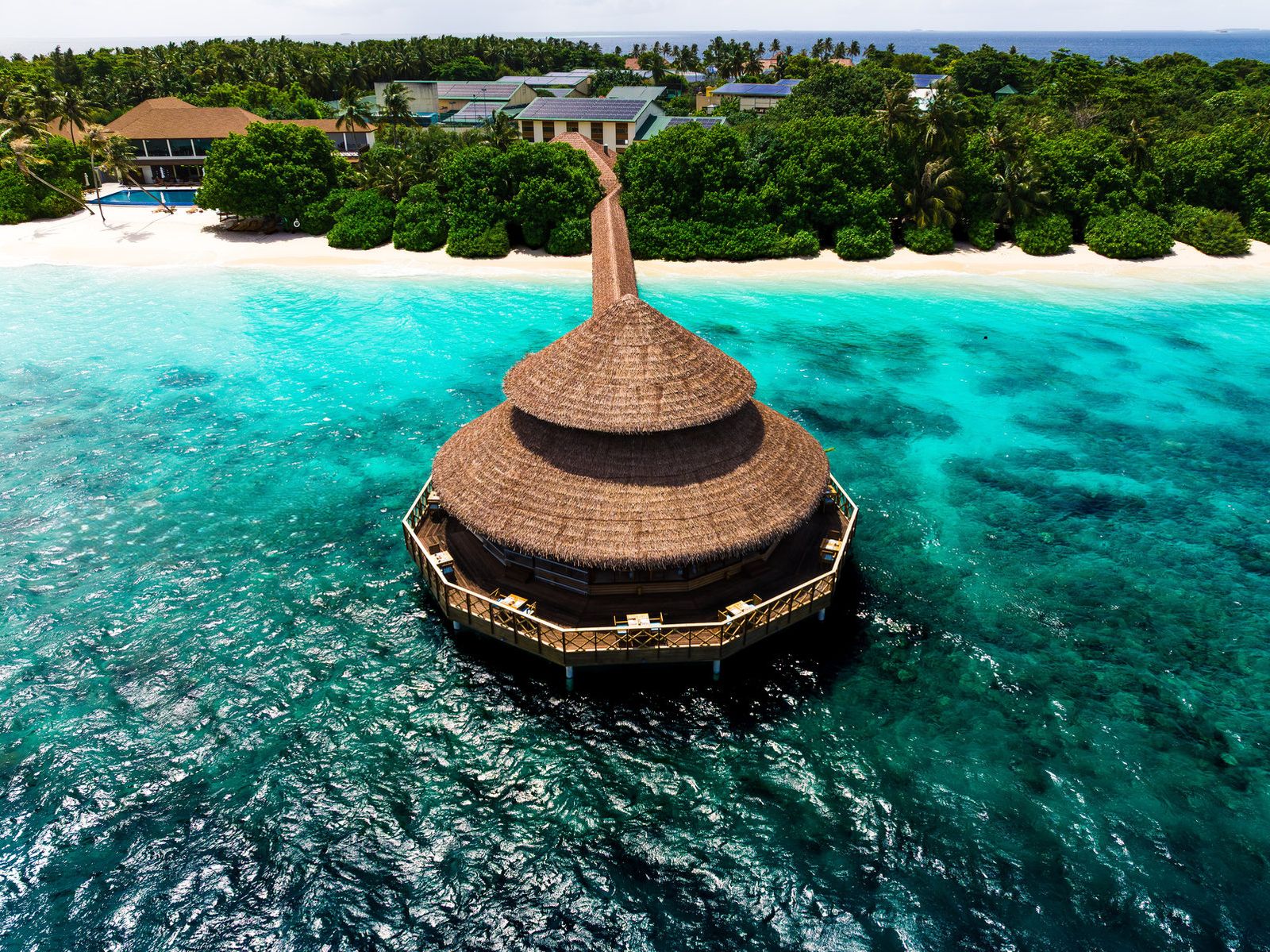 DHIYAVARU BAR & RESTAURANT