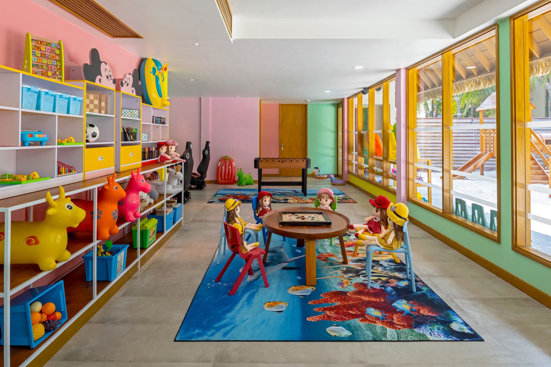 Dolphin Kids Club