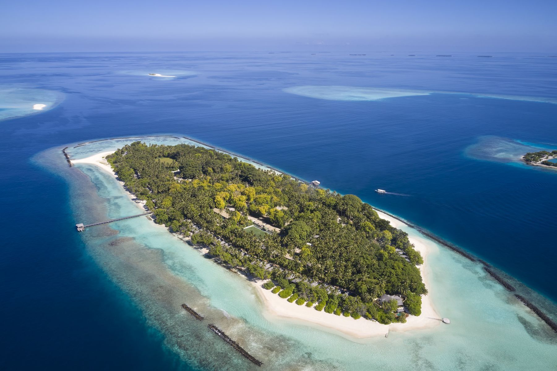 Royal Island Resort & Spa